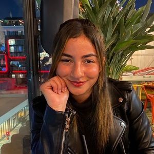 Meet your Posher, Lisa